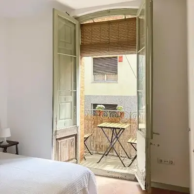SC Apartamento céntrico con balcón