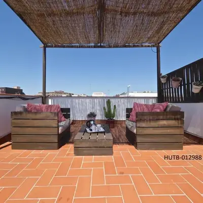 Sunny Rooftop Apartment