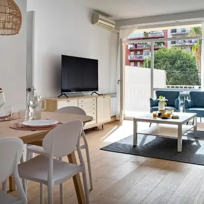 Habitat Apartments Arenas Parc