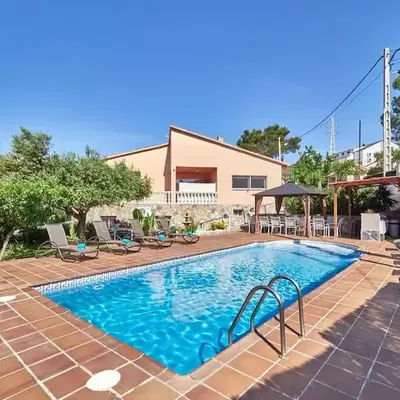 Villa lluna en Olivella