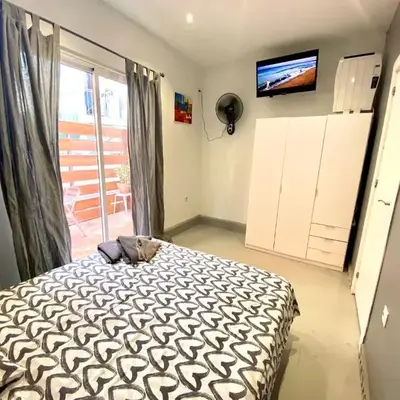 Apartamento de 3 habitaciones en Sants a 2`del metro Badal P9