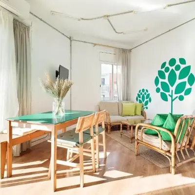 Eulalias Lodges Barcelona