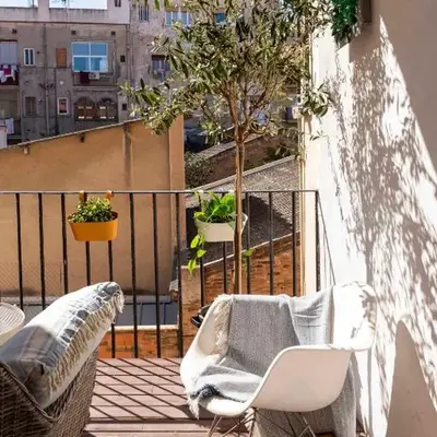 Enchanting 2 BR flat with terrace near Plaça Espanya