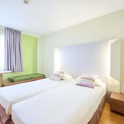 Travelodge BCN Cornella Fira