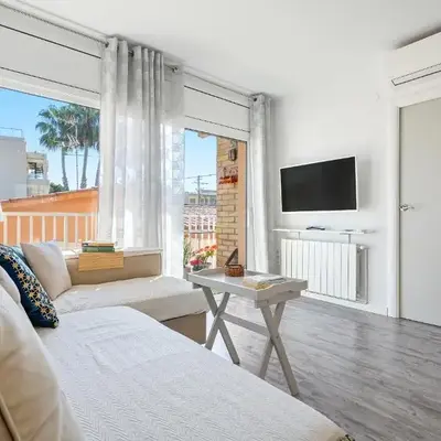 Hauzify I Apartament Zulú Cubelles