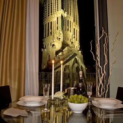 Flat with views to Sagrada Famila