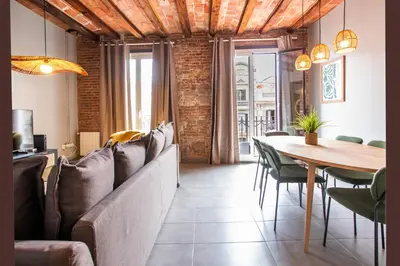 a dining room with a table and chairs at 43MAL1000-Nice&Bright 2BR flat next to Sagrada Familia in Barcelona