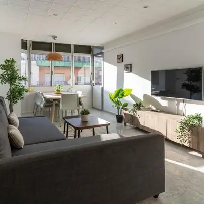 Bonito apartamento Camp Nou