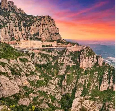 a building on the side of a mountain at Casa Annie in Collbató