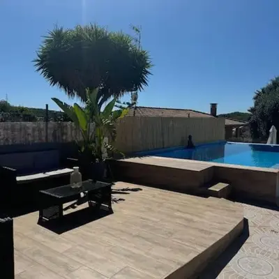 Casa con piscina uso privado