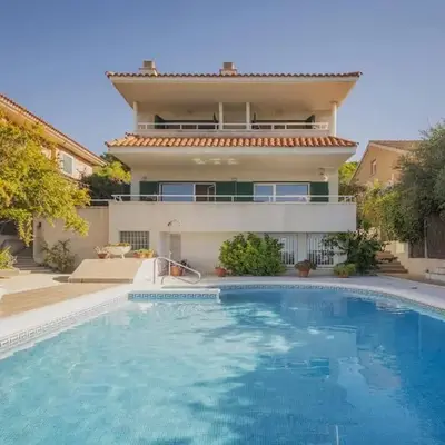 Villa Sitges Cambera 10 minutos de Playa andando Muy Comoda Area Tranquila