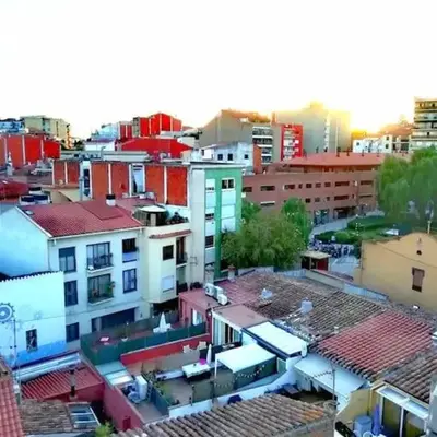 Habitación doble exterior en piso compartido