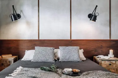 a home office with a desk and a chair at Arros - 2 bedroom in El Born in Barcelona
