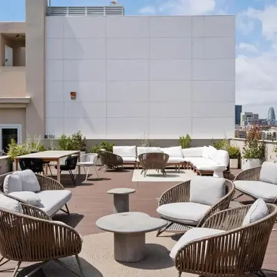 Monthly 32 Nights 1BR Pools Parking