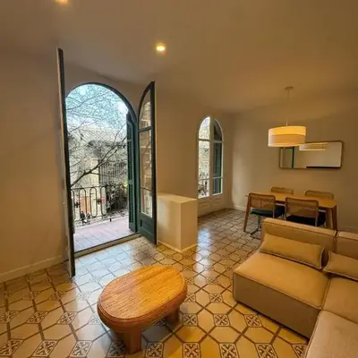 The Perfect Nomad's Home - Barcelona