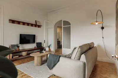 Gallery image of Kuleli - 2 bedrooms and office in Eixample Dreta in Barcelona