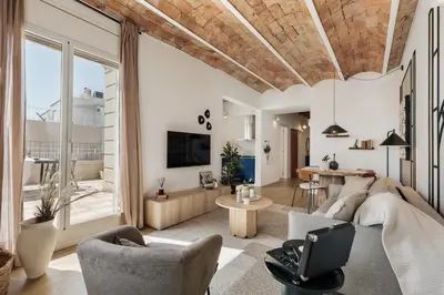 a bathroom with a mirror on the wall at Tamar - 2 bedrooms and terrace in Sant Gervasi in Barcelona