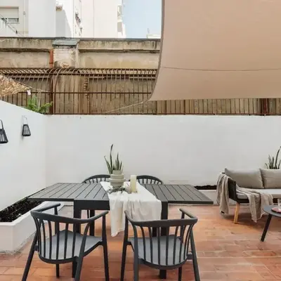 Kayra - 2 bedrooms and terrace in La Sagrada Familia