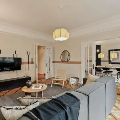 Sark - 3 bedrooms and balcony in Sant Gervasi