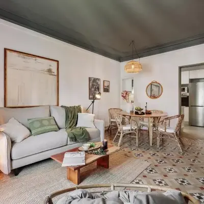 Gili - 2 bedrooms and terrace in Eixample Dreta