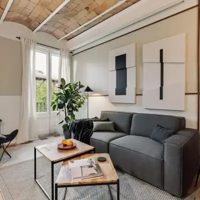Andy - 2 bedrooms and office and balcony in Eixample Dreta
