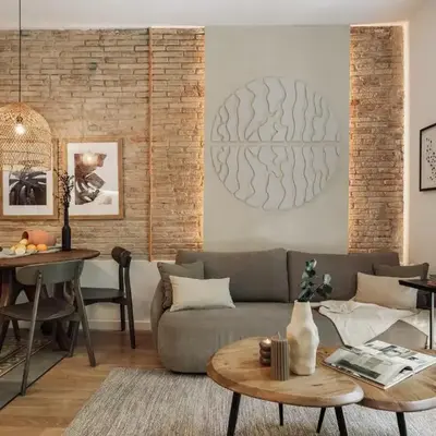 Jure - 2 bedrooms and balcony in Eixample Dreta