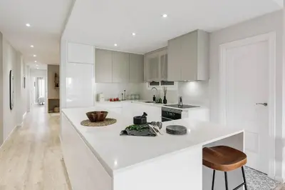 a home office with a desk and a chair at Arienzo - 2 bedrooms and balcony in Sant Gervasi in Barcelona