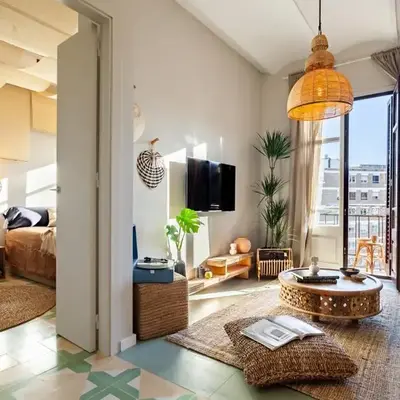 Lidi - 2 bedrooms and balcony in Eixample Esquerra