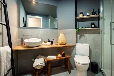 a bedroom with a bed and a window at Tokashi - 2 bedrooms and balcony in Eixample Dreta in Barcelona