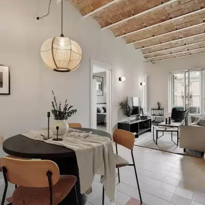 Pollock - 2 bedrooms and office in Eixample Dreta