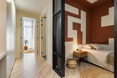 a home office with a desk and a chair at Siwa - 2 bedrooms in Eixample Dreta in Barcelona