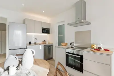 a home office with a desk and a chair at Spiaggia - 1 bedroom and terrace in Sant Gervasi in Barcelona