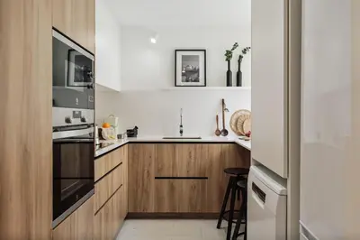 a dining room with a table with chairs and a dining room table at Dota - 3 bedrooms in Sant Gervasi - Galvany in Barcelona
