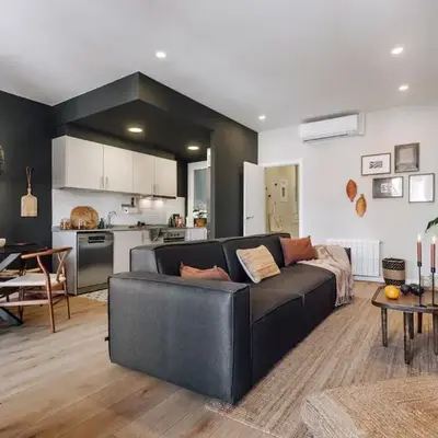 Feshi - 3 bedrooms in Eixample Dreta