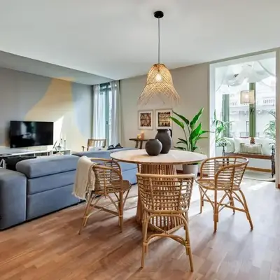 Sipura - 3 bedrooms and balcony in Eixample Dreta