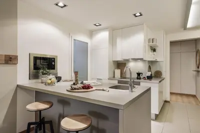 a bathroom with a bath tub and a sink at Bayal - 2 bedrooms and balcony in El Putxet in Barcelona