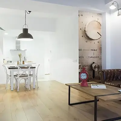 Bright Industrial Loft Barcelona Center