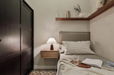 a living room with a couch and a table at Savegre - 3 bedrooms in Eixample Esquerra in Barcelona