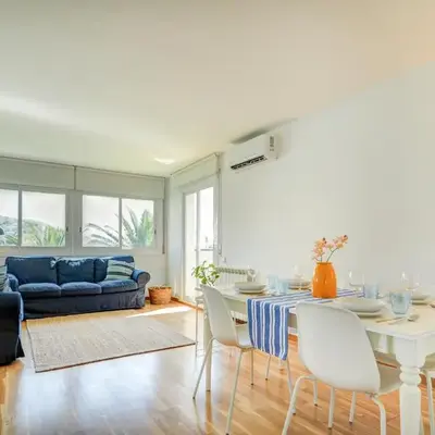 Viva Palms by Hello Homes Sitges