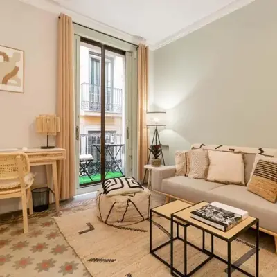 BOLIVIA. NEWLY RENOVATED FULL APARTMENT WITH BRIGHT TERRACE
