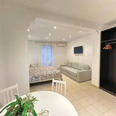 Rooms Consell de Cent