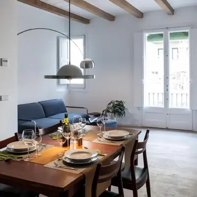 Villaroel · Modern flat in San Antoni