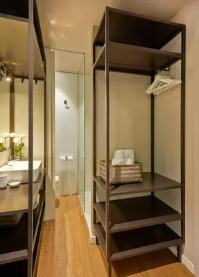 a bathroom with a sink and a mirror at Hostal Central Barcelona in Barcelona
