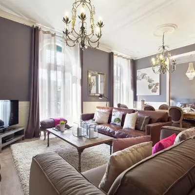 Exclusive apartment for 4 people in characteristic area of Barcelona