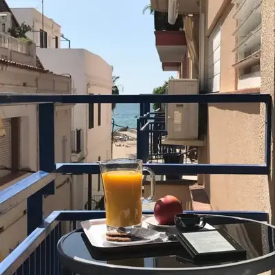Sunny Flat in Sitges 30 Seconds to Beach