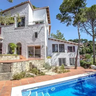 Catalunya Casas Majestic Villa and Views