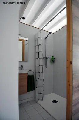 a bathroom with a shower and a sink at apartamento en el centro in Vilanova i la Geltrú