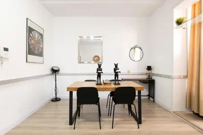 a screenshot of a cell phone screen with a number at Sagrada Familia Comfy apartment in Barcelona