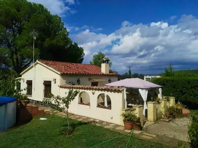 Gallery image of Cosy Chalet in L'Arboçar with Private Pool, 65 sqm in Barcelona
