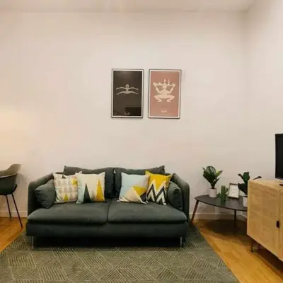 Cozy & Central Apartment